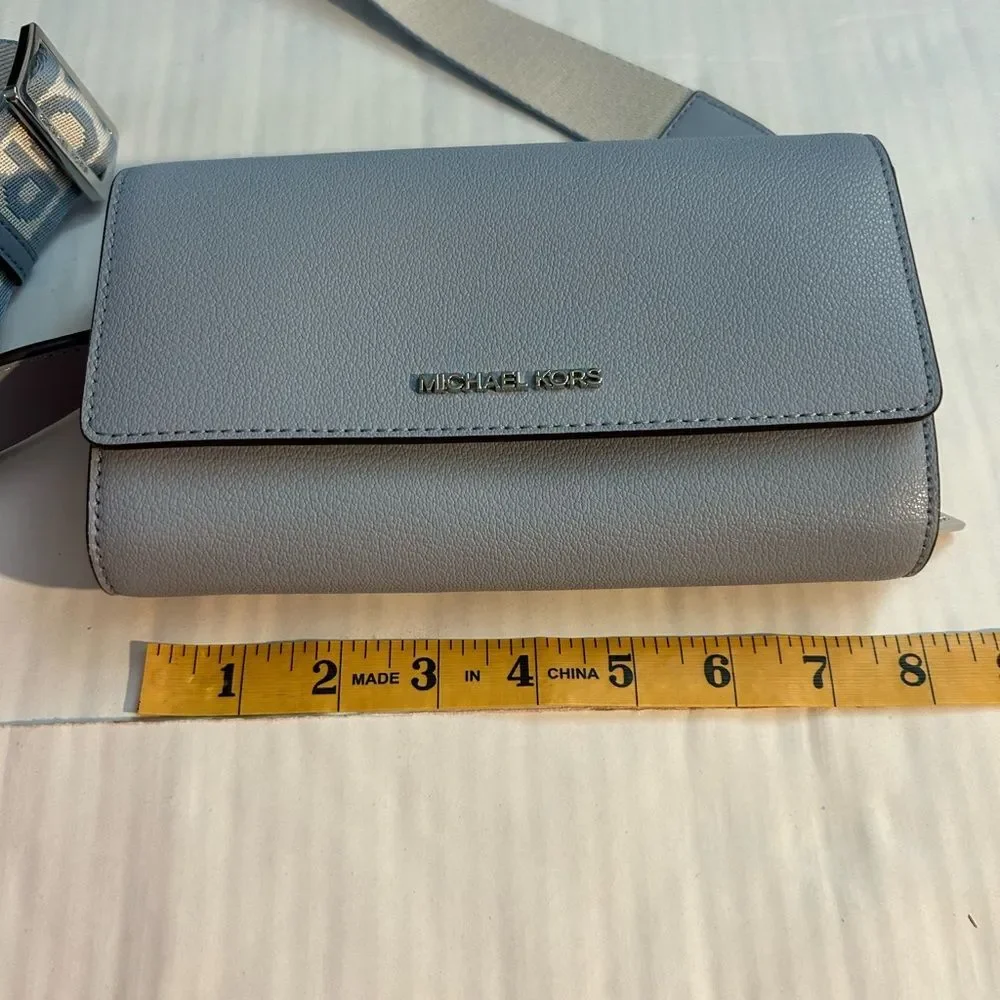 Michael Kors Jet Set Light Blue Large Leather Crossbody Bag - Picture 14 of 16